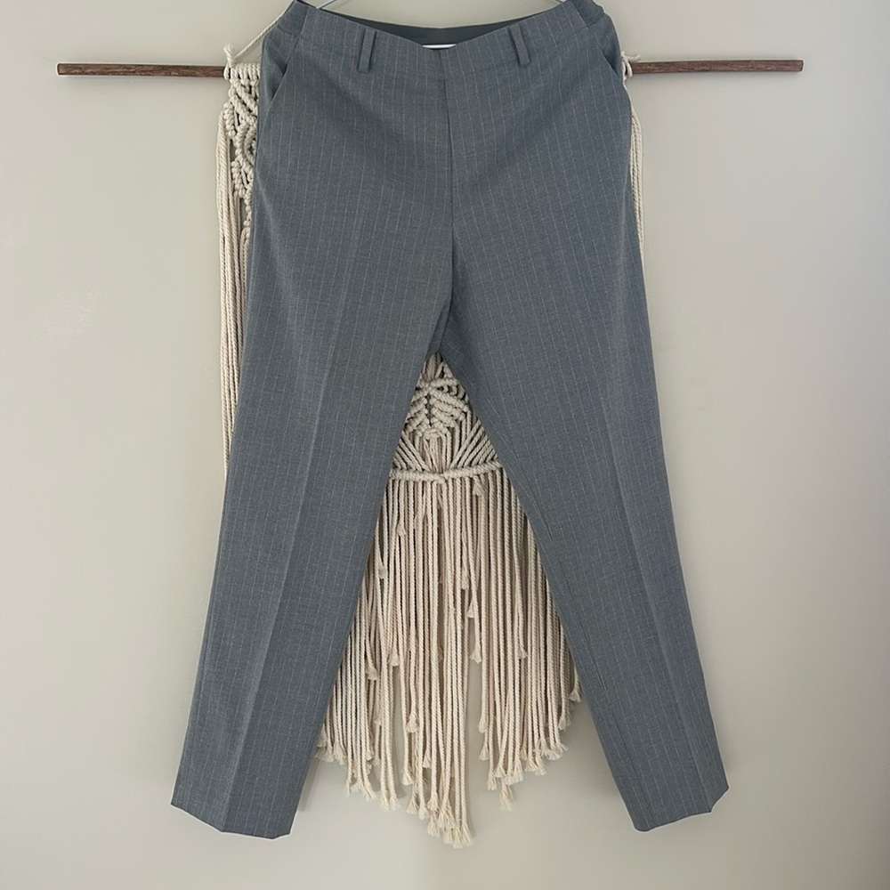 Uniqlo suit pants women